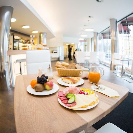 Hotel Koruna Όπαβα Εξωτερικό φωτογραφία