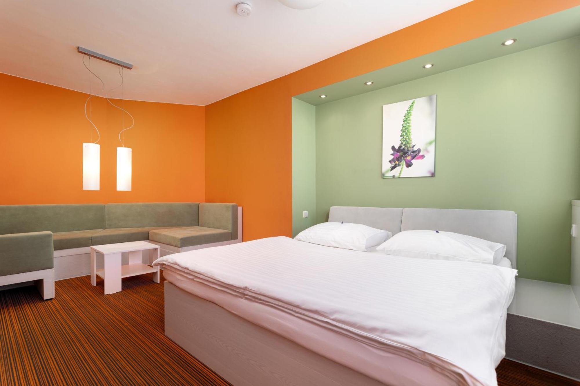Hotel Koruna Όπαβα Εξωτερικό φωτογραφία