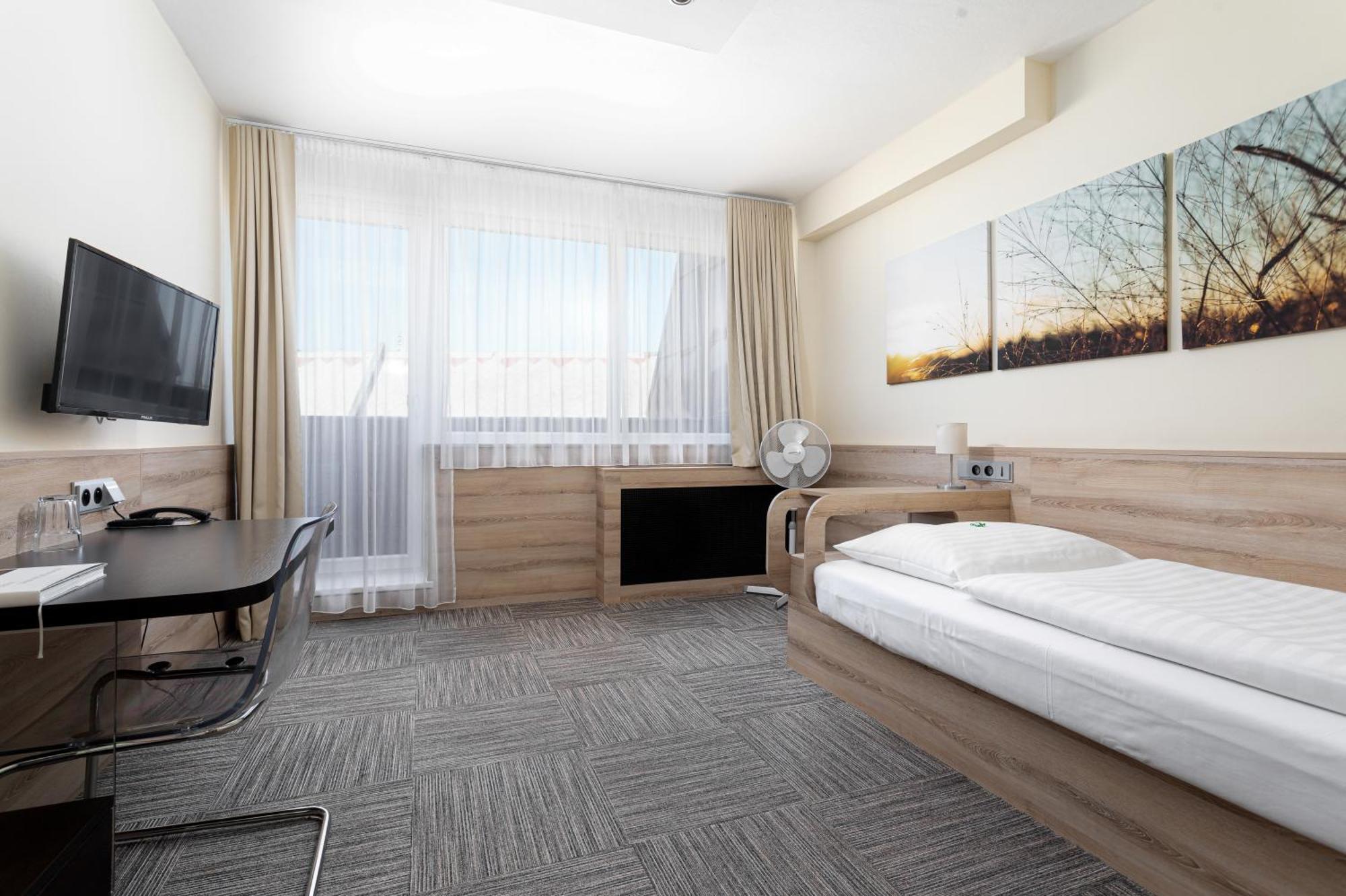 Hotel Koruna Όπαβα Εξωτερικό φωτογραφία