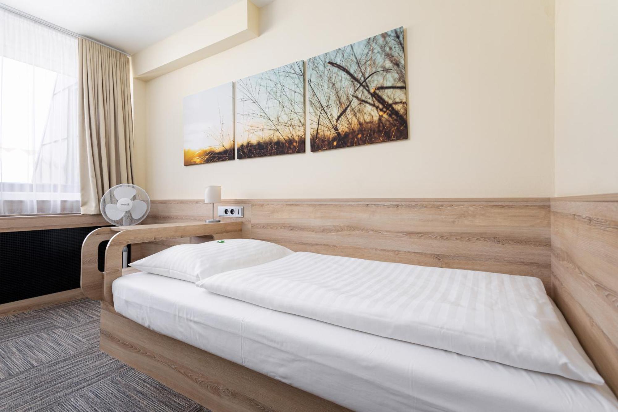 Hotel Koruna Όπαβα Εξωτερικό φωτογραφία